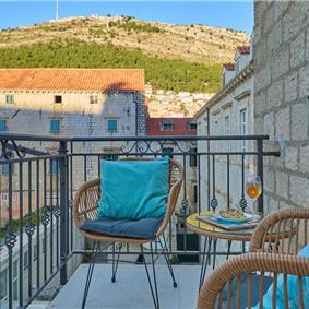 5 Bedroom Villa with Balcony & Terrace in Dubrovnik, sleeps 10